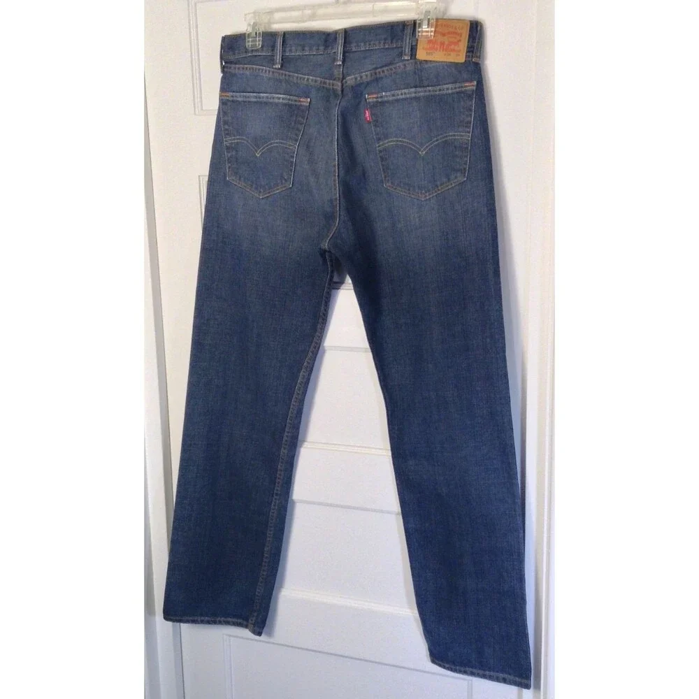 Levis fading before